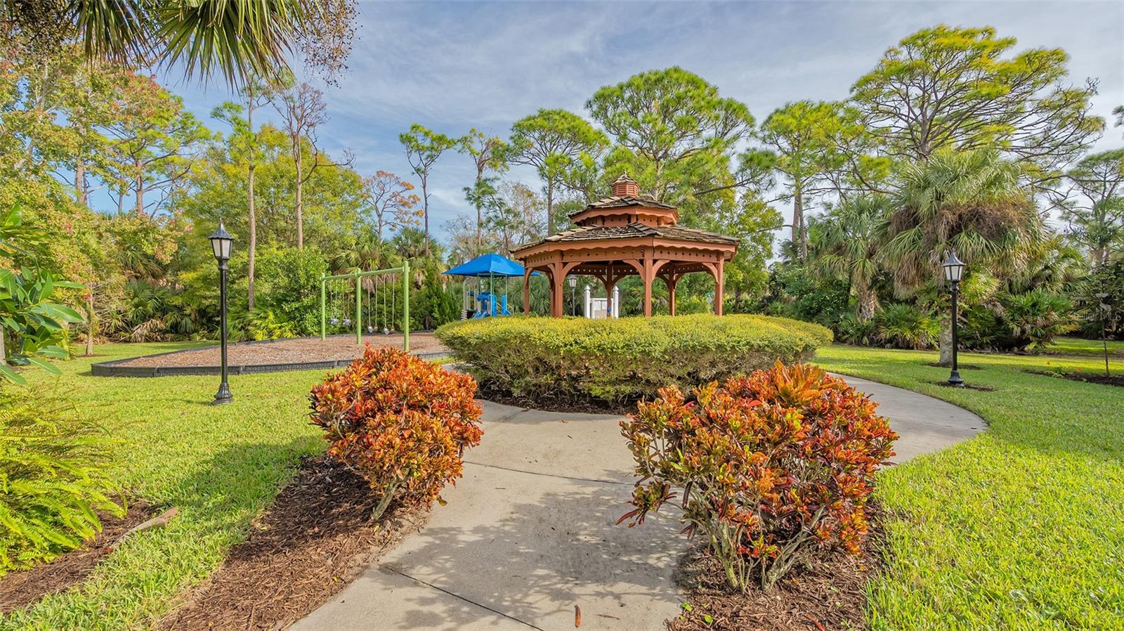 RIVENDELL - Residential