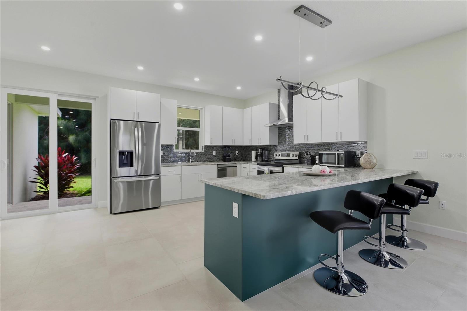 BROADWAY - Residential