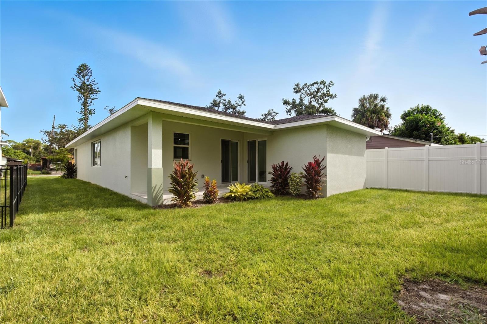 BROADWAY - Residential