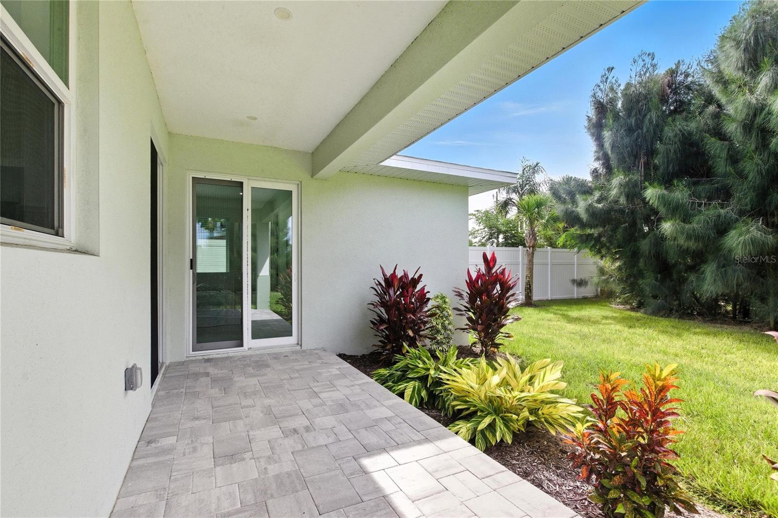 BROADWAY - Residential
