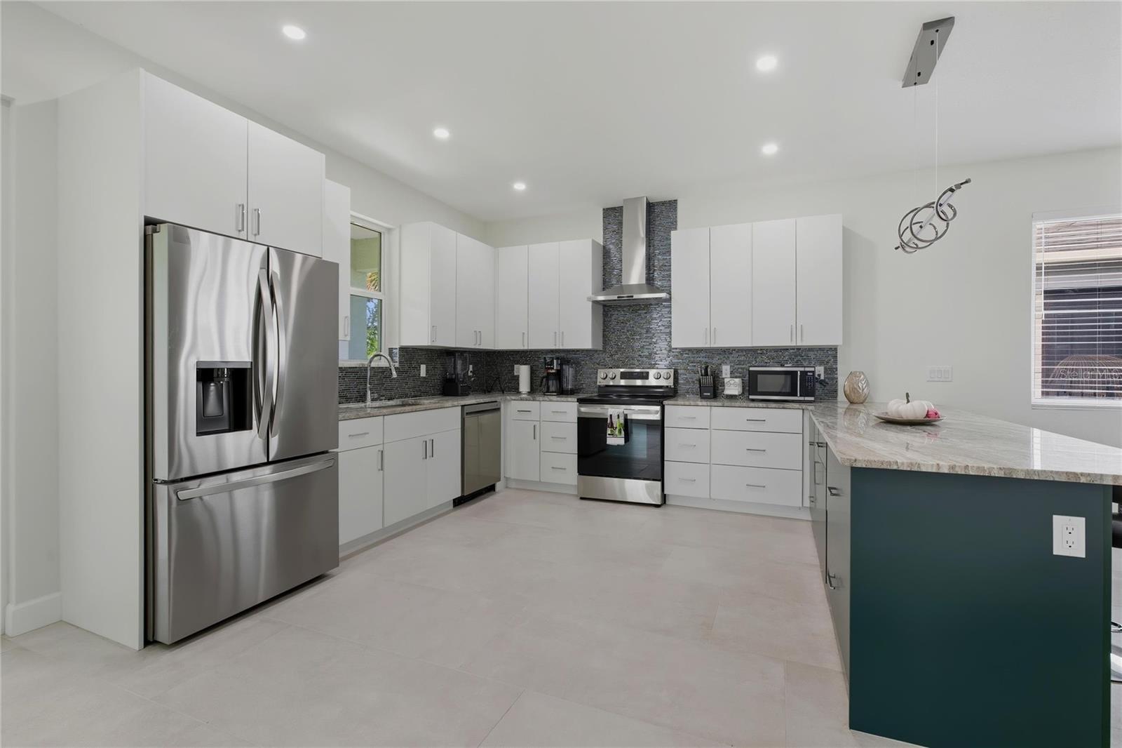 BROADWAY - Residential