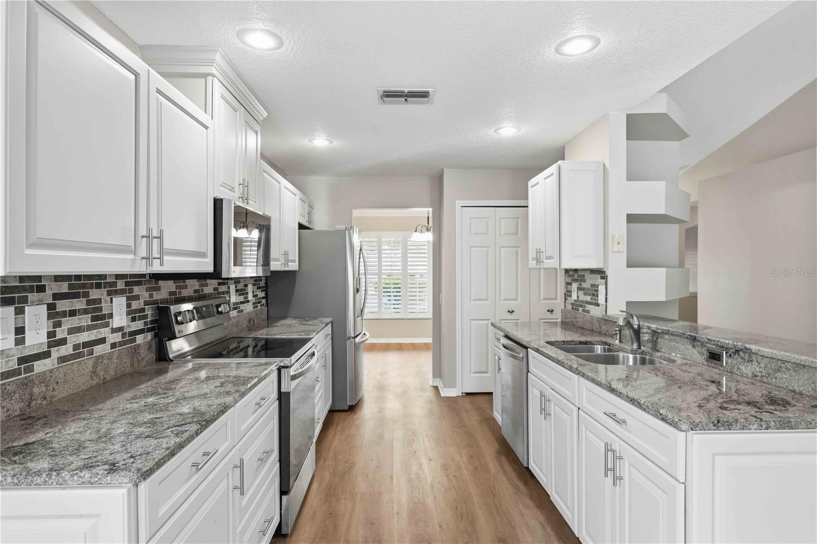 4012 KINGSFIELD DRIVE