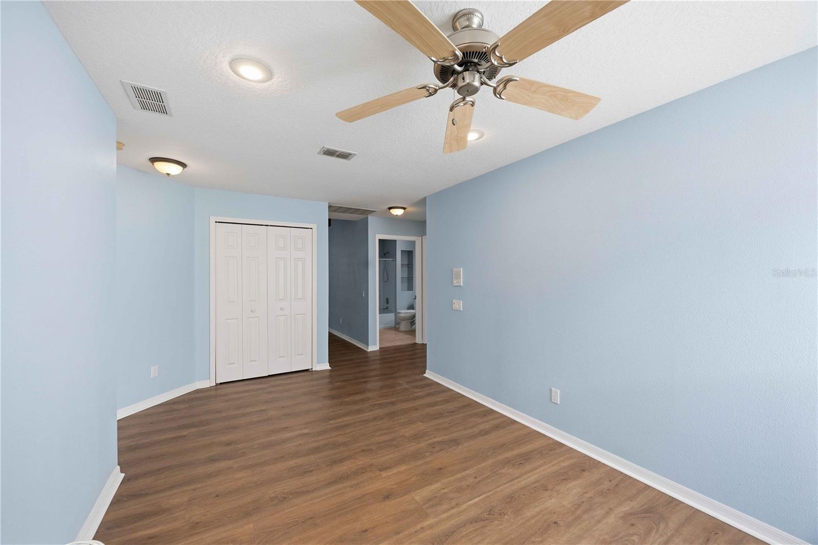 KINGSFIELD PH I - Residential