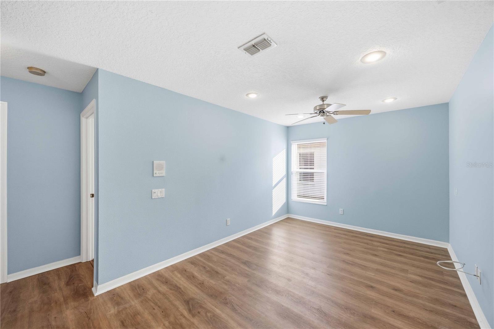 KINGSFIELD PH I - Residential