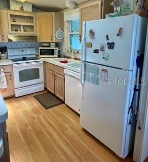 LEISURE LAKE MOBILE HOME PARK CO-OP - Residential