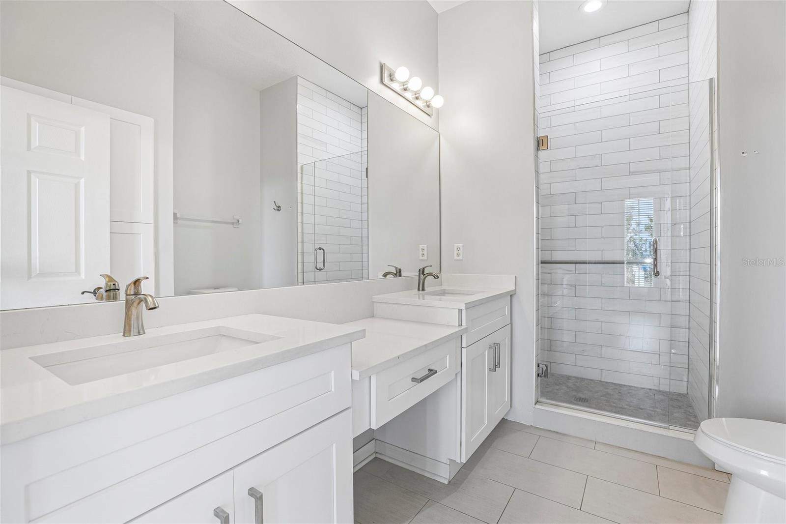 BALDWIN PARK #4 CONDO - Residential