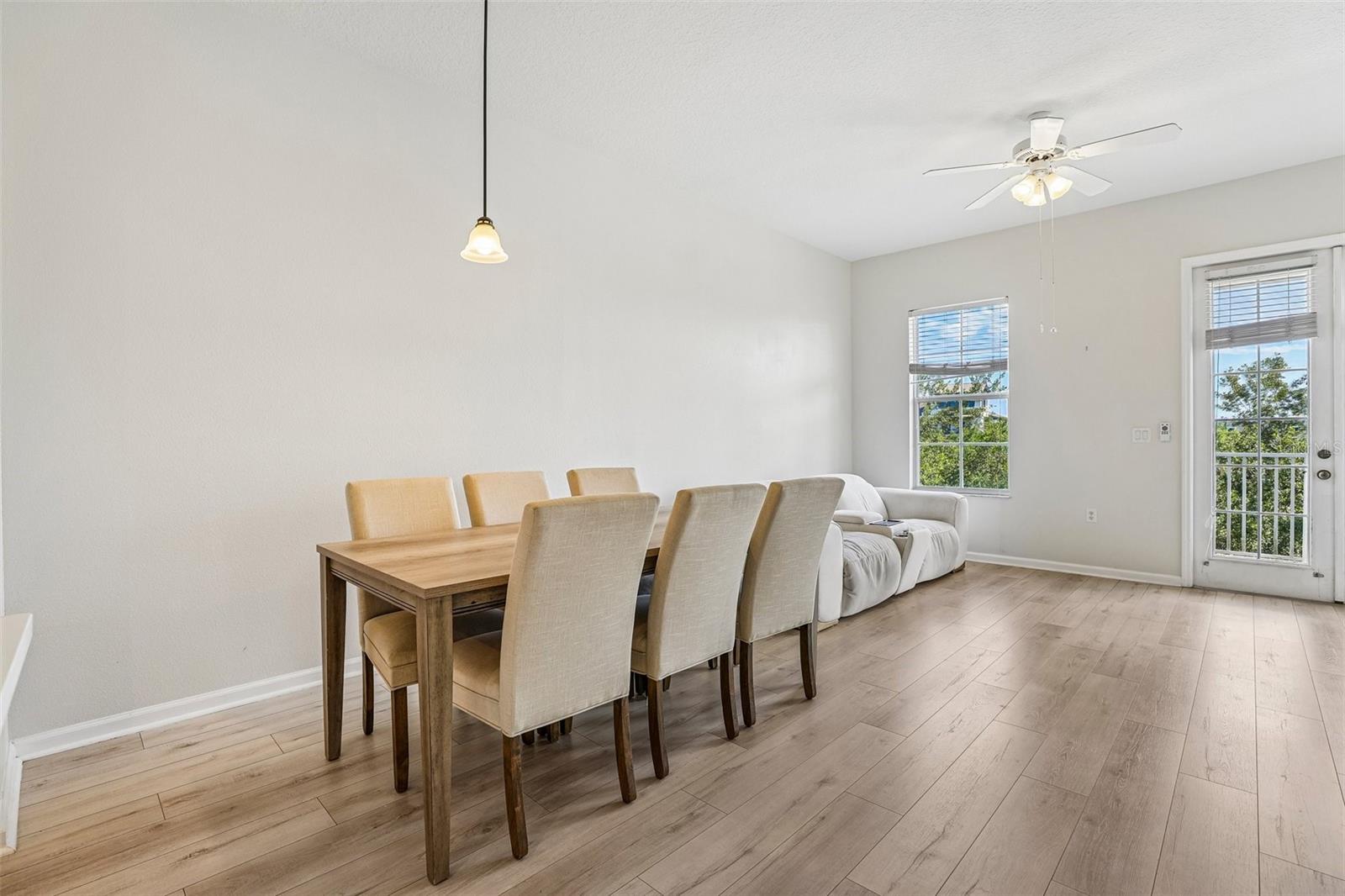 BALDWIN PARK #4 CONDO - Residential