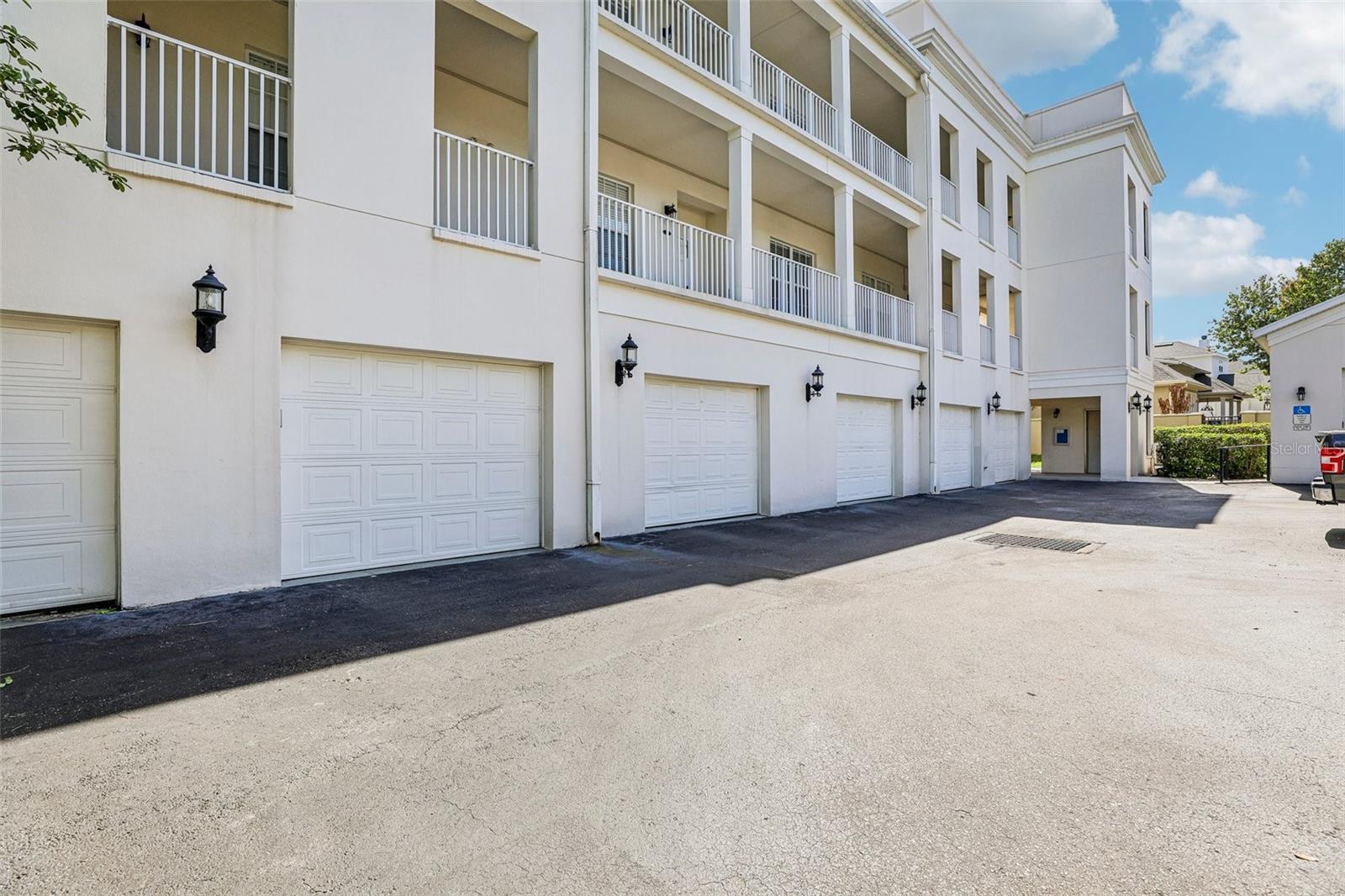 BALDWIN PARK #4 CONDO - Residential