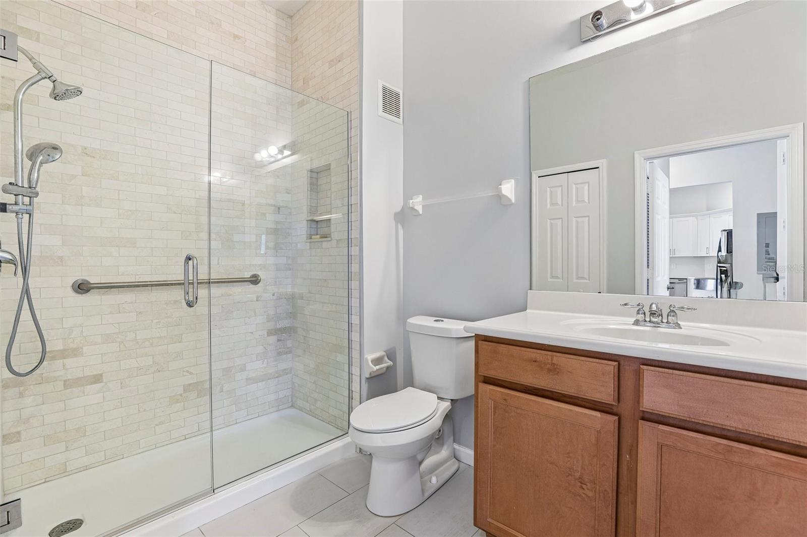 BALDWIN PARK #4 CONDO - Residential