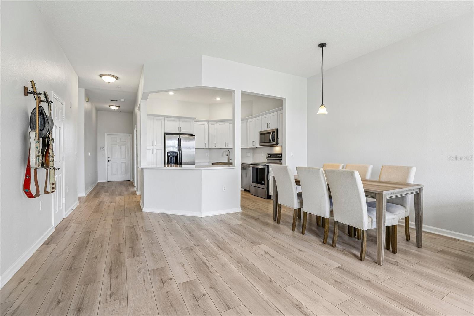 BALDWIN PARK #4 CONDO - Residential