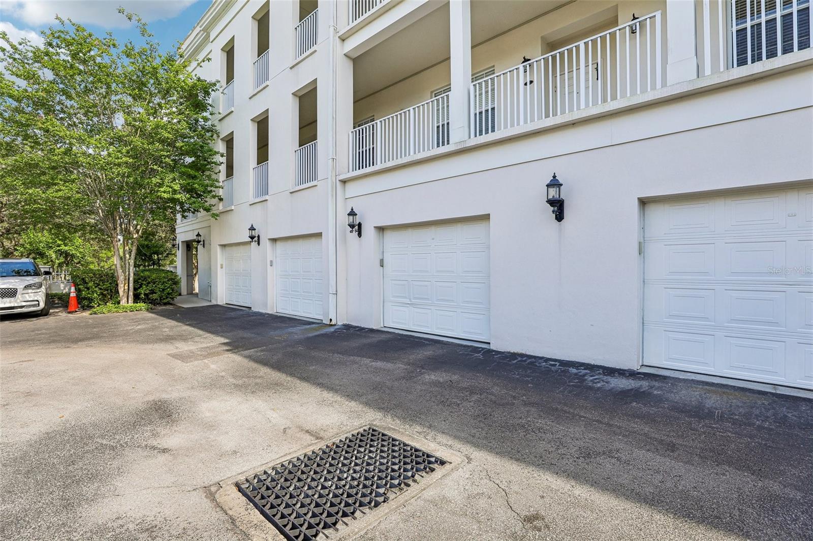 BALDWIN PARK #4 CONDO - Residential