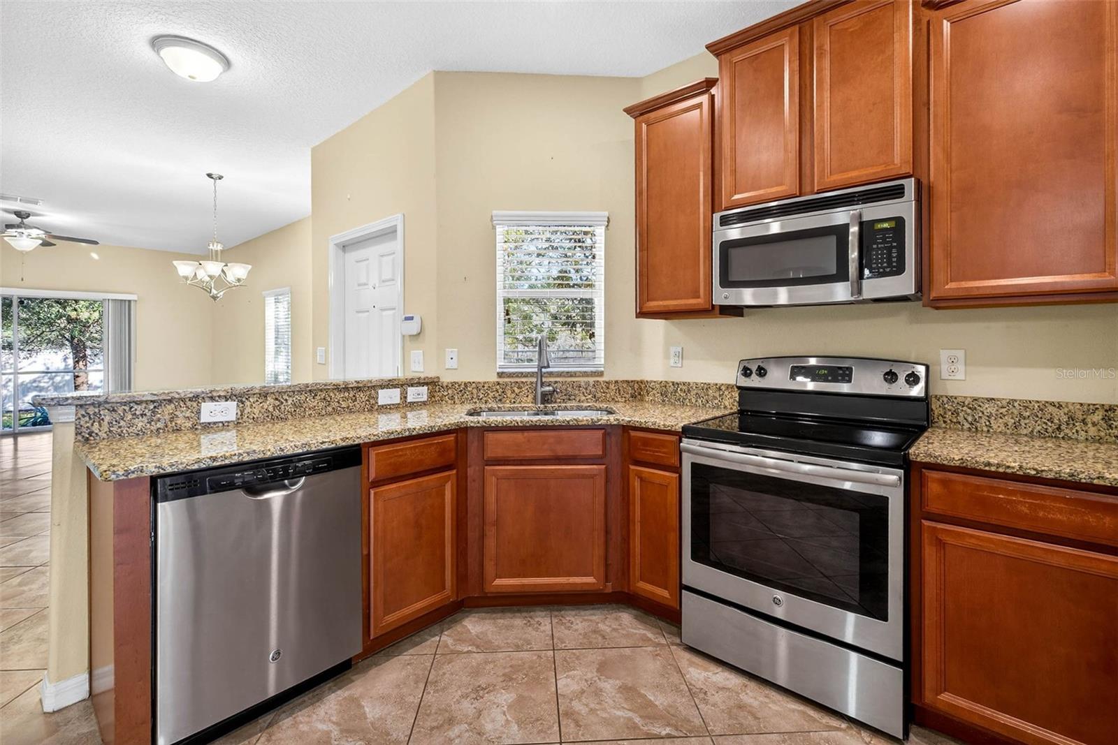 MEADOW POINTE 03 PRCL CC - Residential Lease