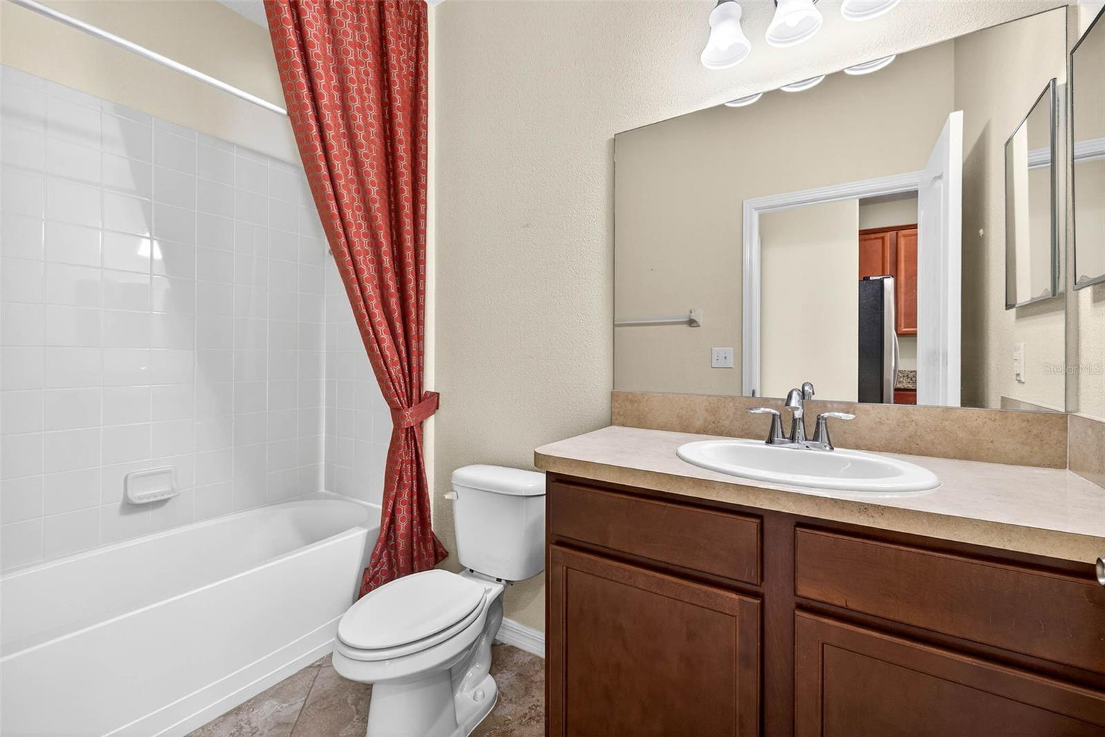 MEADOW POINTE 03 PRCL CC - Residential Lease