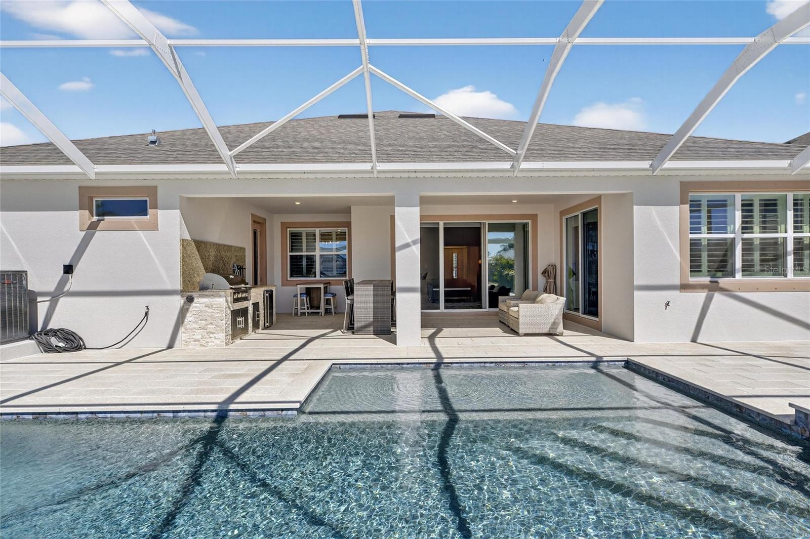 MIRABAY - Residential