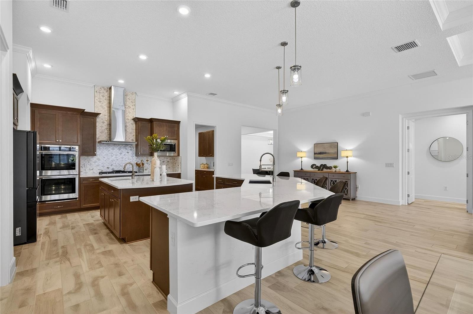 MIRABAY - Residential