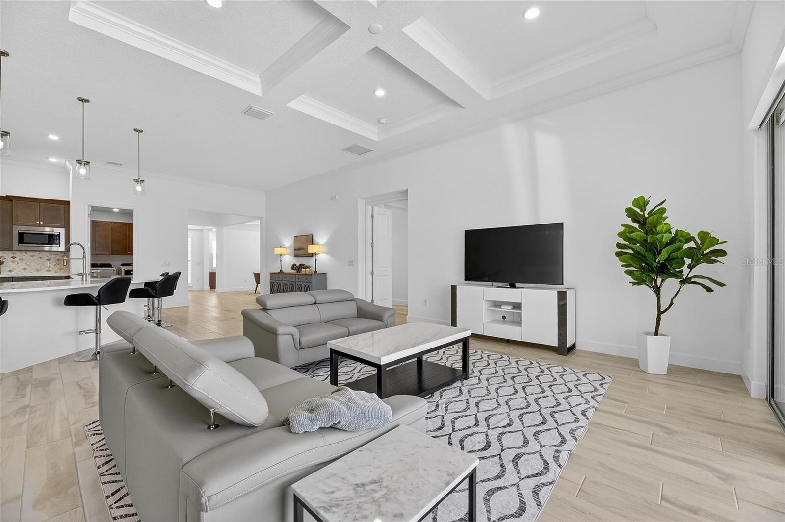 MIRABAY - Residential