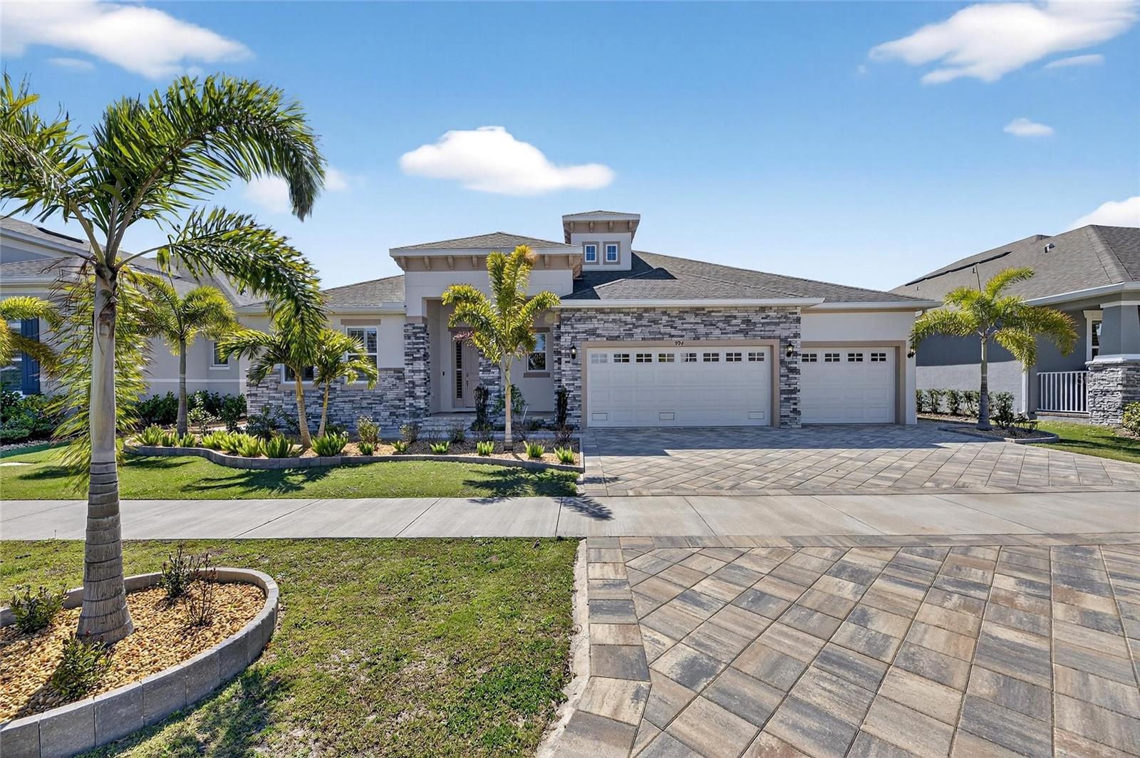 MIRABAY - Residential