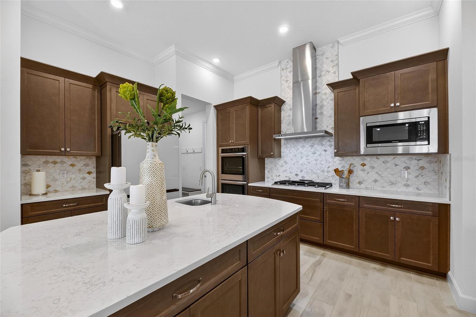 MIRABAY - Residential