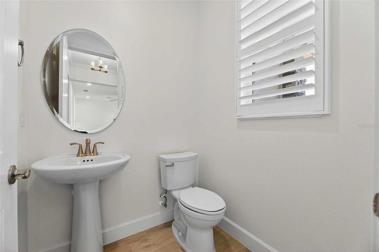 MIRABAY - Residential