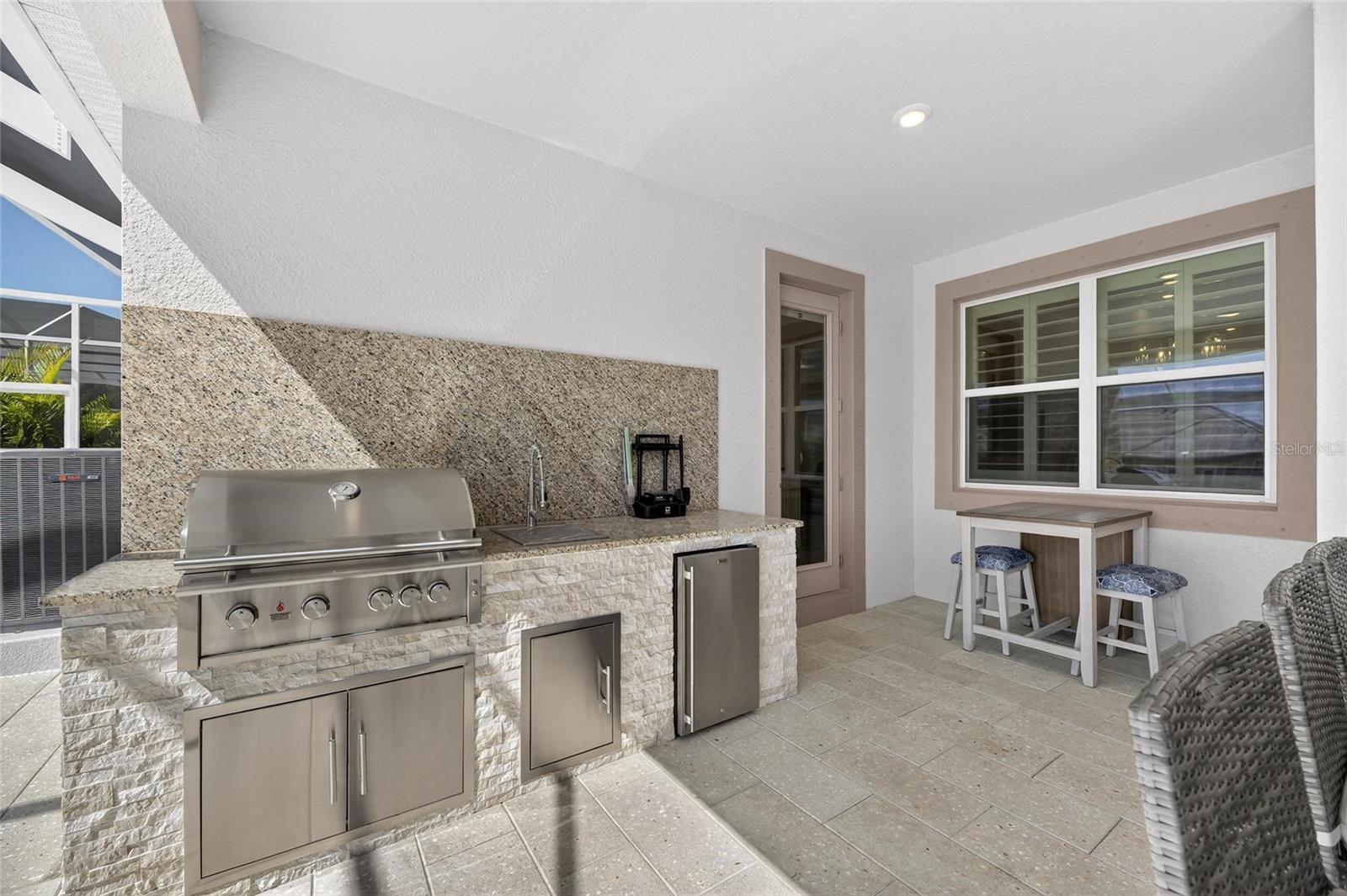 MIRABAY - Residential