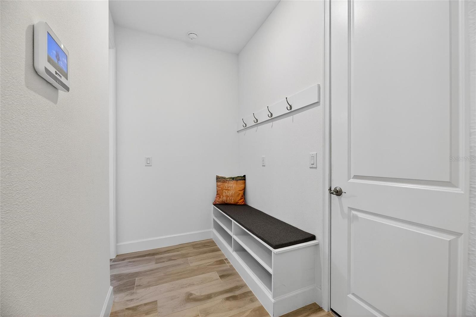 MIRABAY - Residential