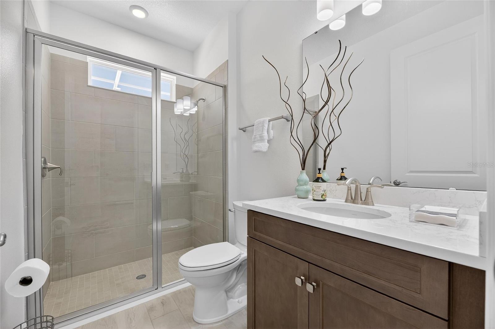 MIRABAY - Residential