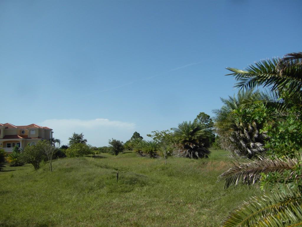 PARADISE ESTATES - Land