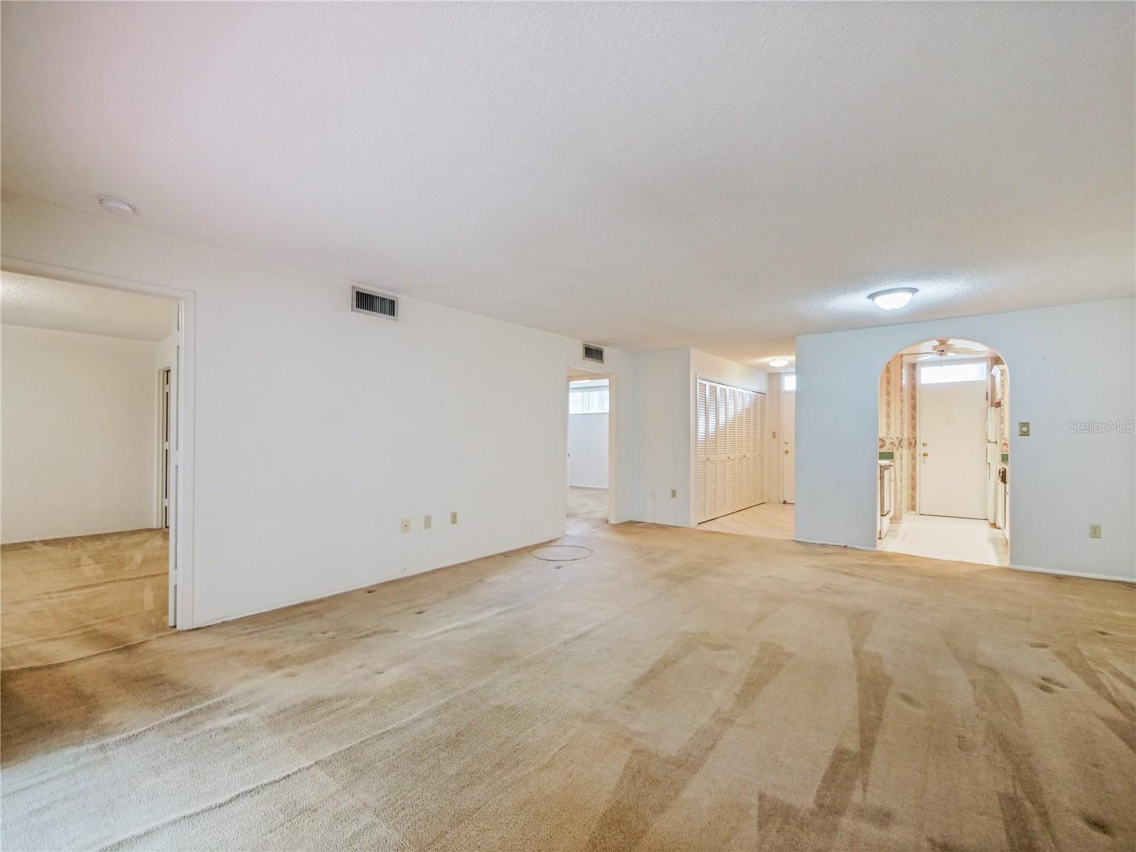 WINTER PARK GARDENS CONDO - Residential