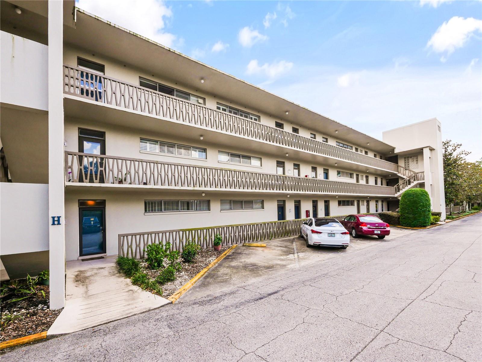 WINTER PARK GARDENS CONDO - Residential