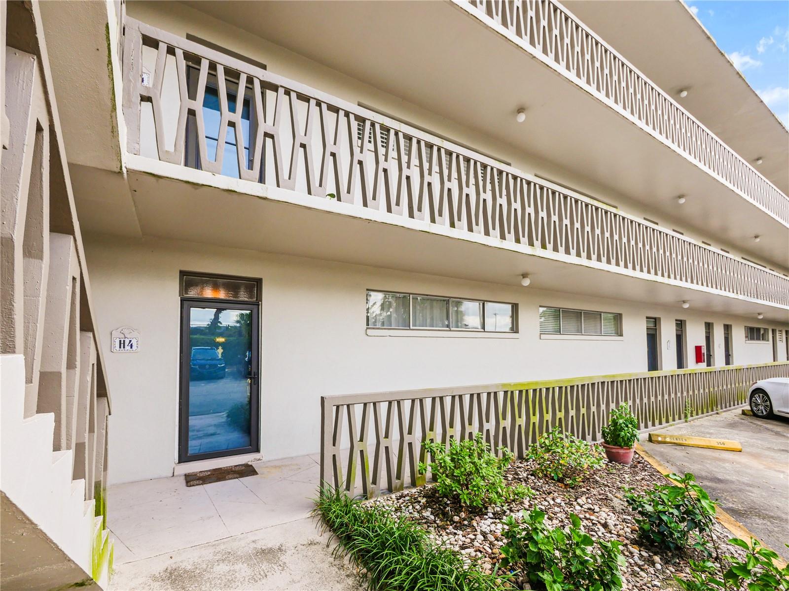 WINTER PARK GARDENS CONDO - Residential