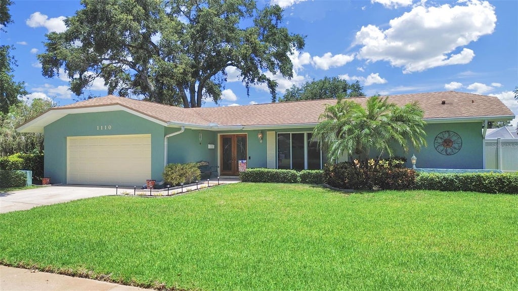 Photo of 1110 Mclean Street, Dunedin, FL 34698 (MLS # TB8522577)