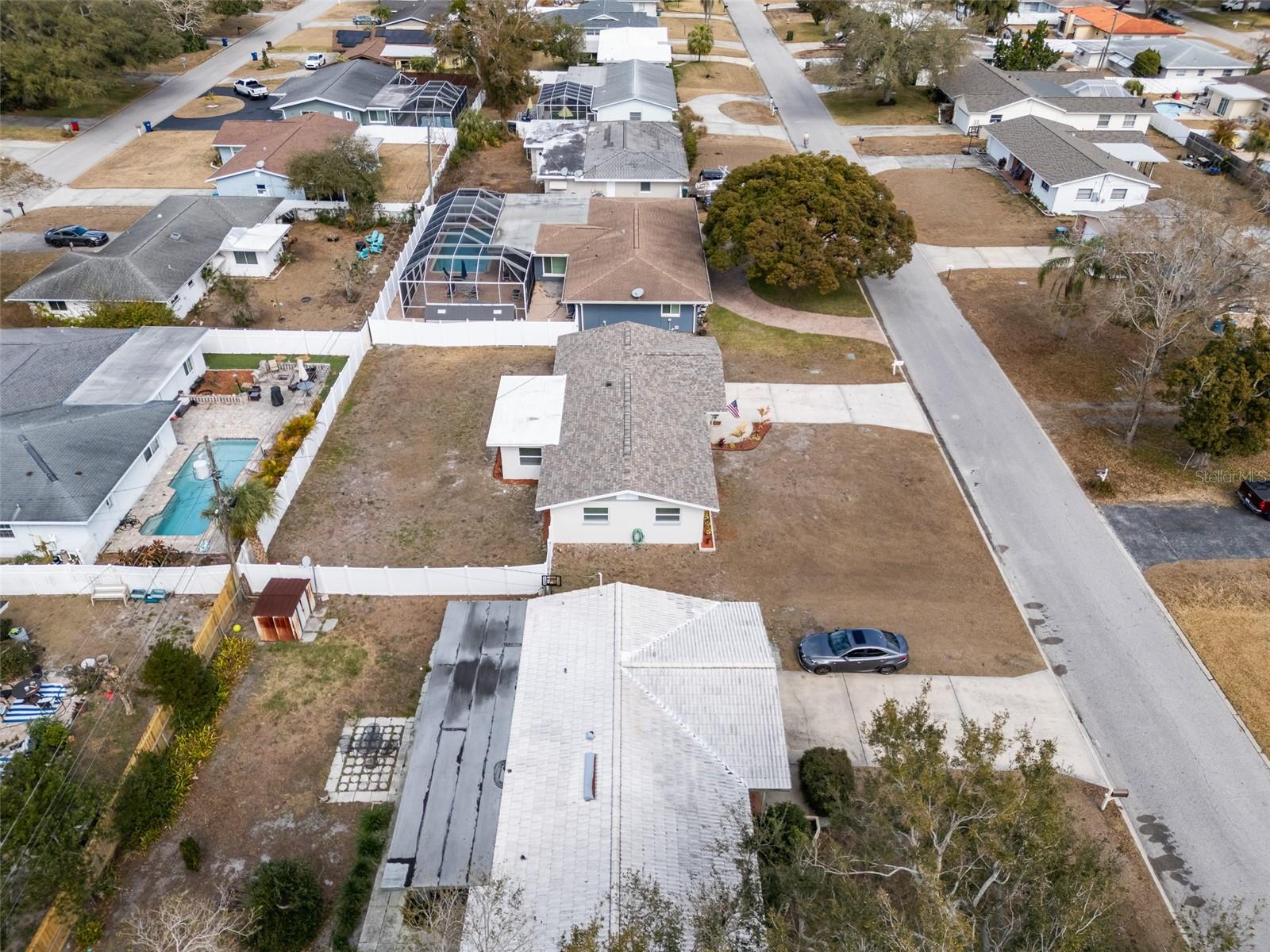 DOUGLAS MANOR ESTATES 2ND ADD - Residential