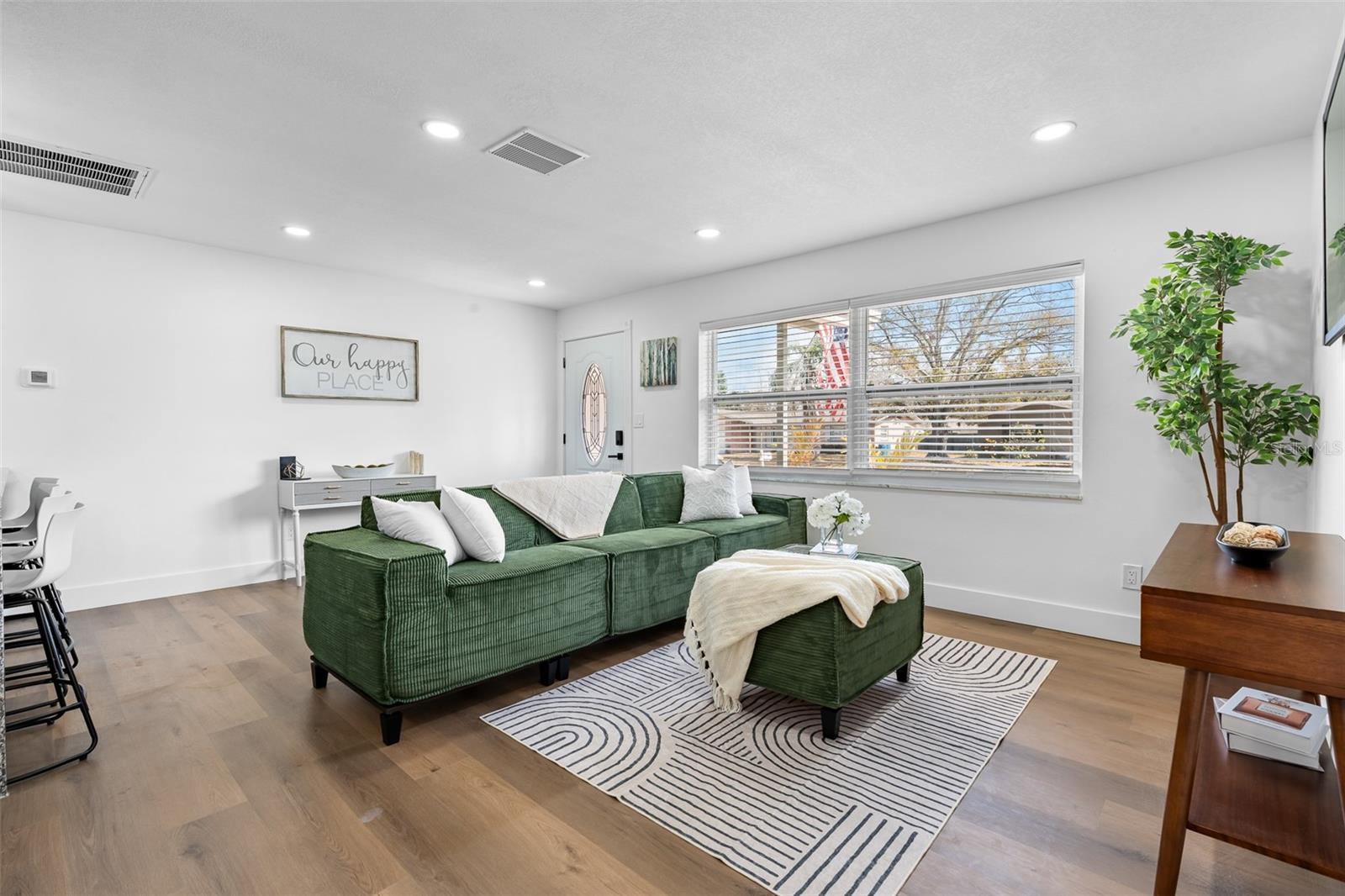 1480 FAIRFIELD DRIVE