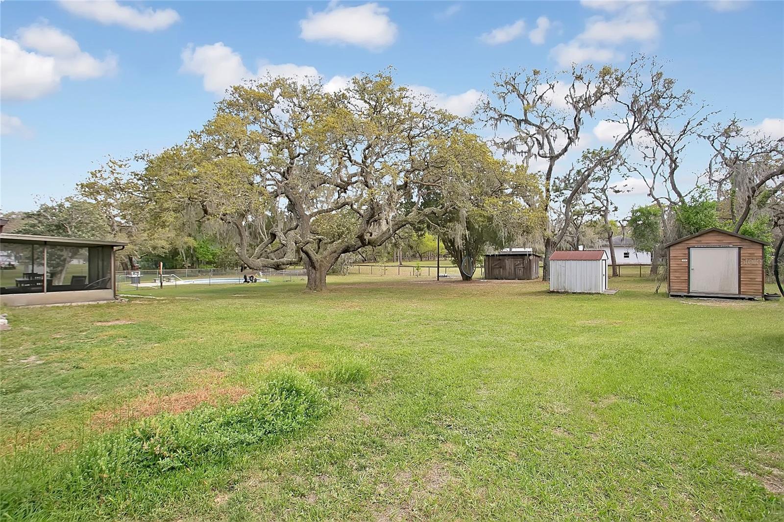 DEERWOOD - Residential