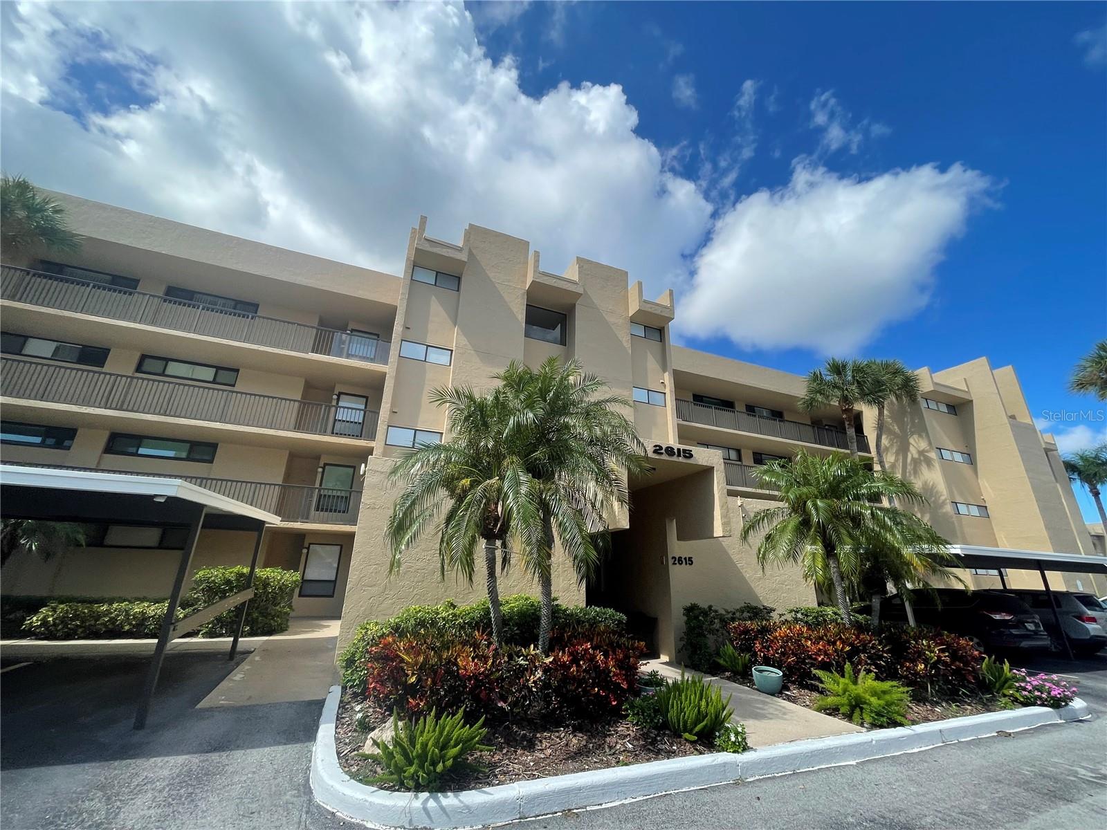 View CLEARWATER, FL 33760 condo