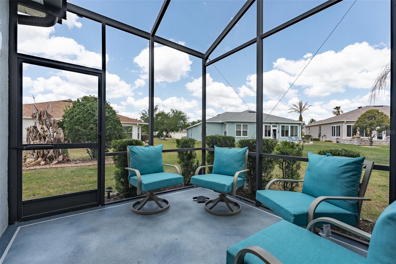 SUMMERGLEN - Residential