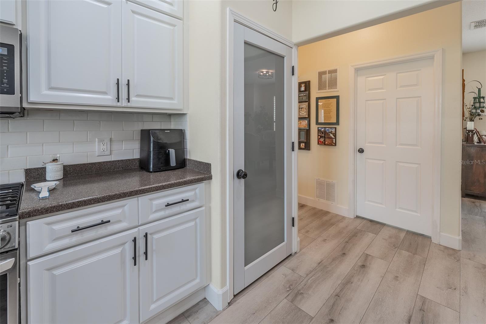 SUMMERGLEN - Residential