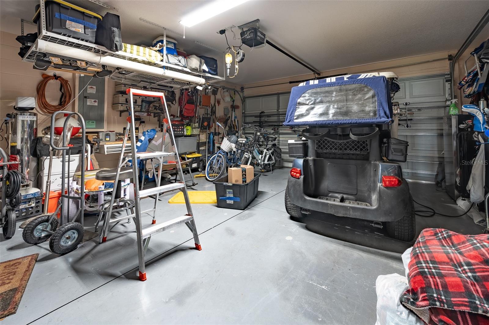 SUMMERGLEN - Residential