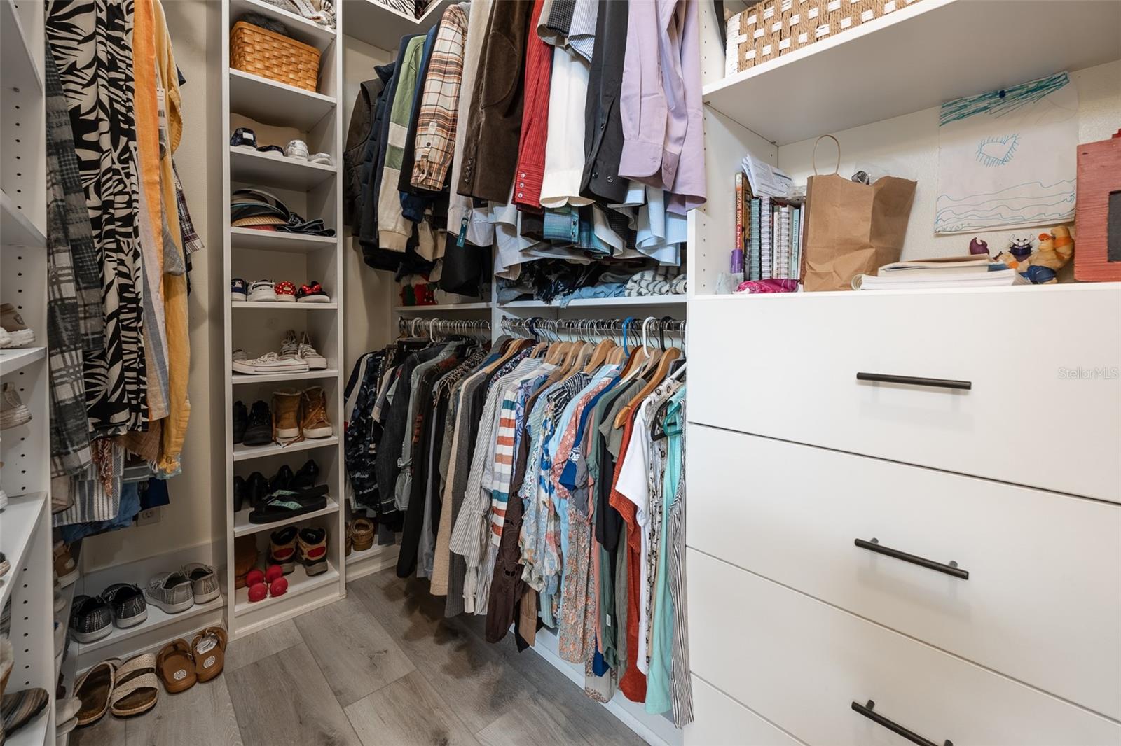 SUMMERGLEN - Residential