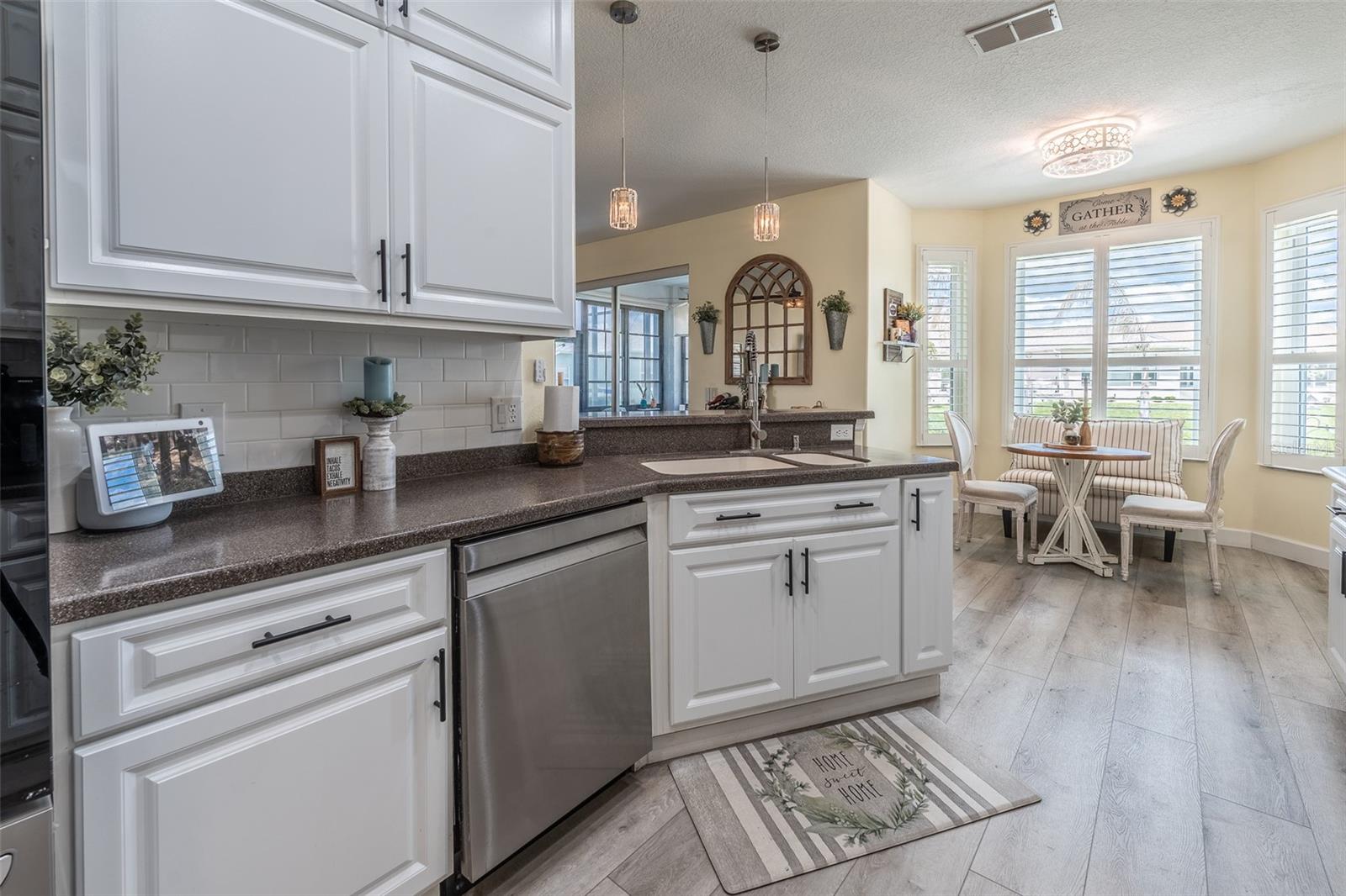 SUMMERGLEN - Residential