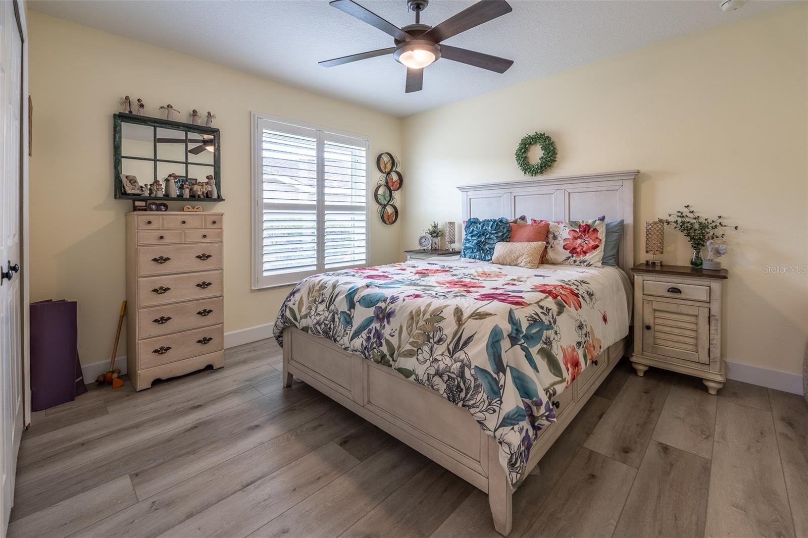 SUMMERGLEN - Residential