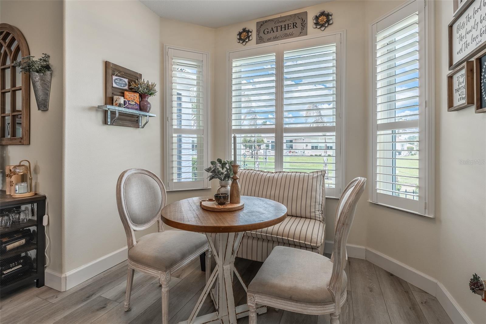 SUMMERGLEN - Residential