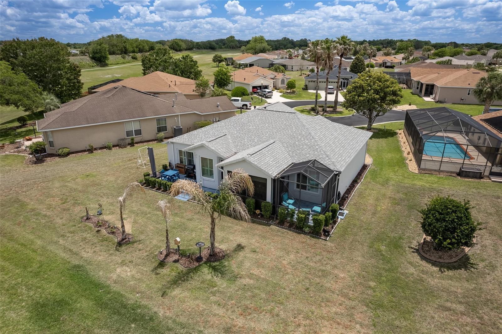 SUMMERGLEN - Residential