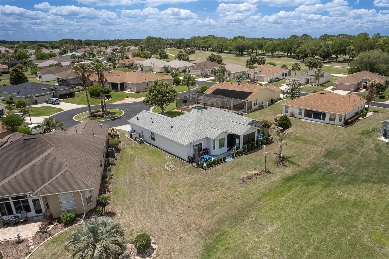 SUMMERGLEN - Residential