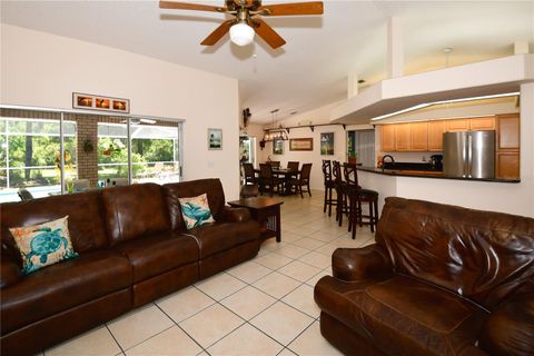 A home in WIMAUMA