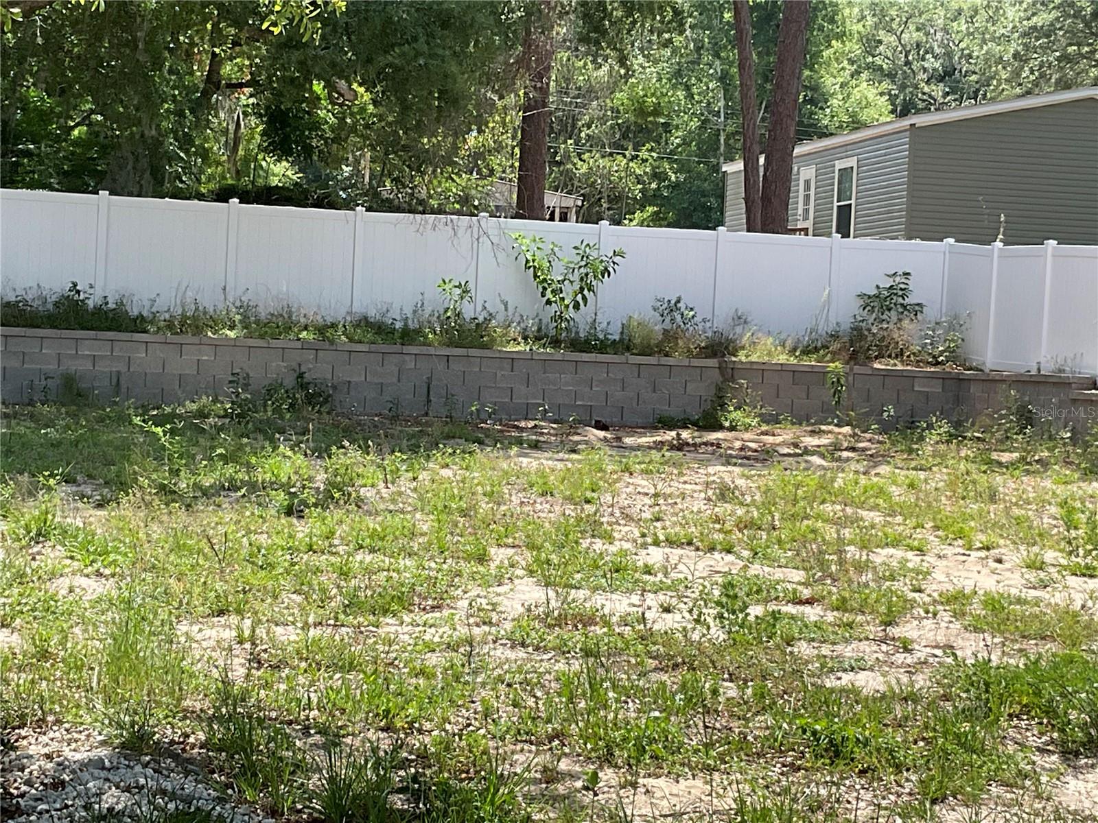 SMITH LAKE VILLAGE - Land