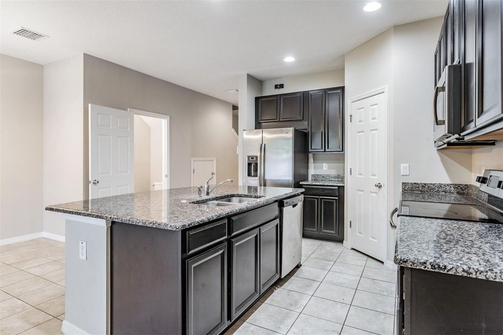 Photo of 7012 Holly Heath Drive, Riverview, FL 33578 (MLS # TB8492340)