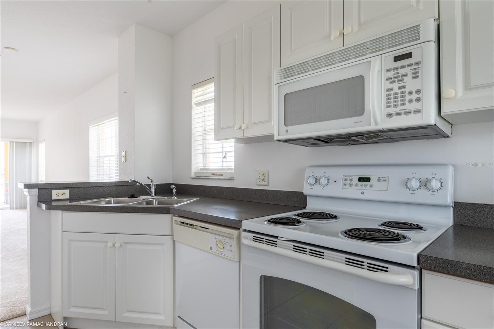 LAKE VIEW VI AT HERITAGE LAKE PARK - Residential