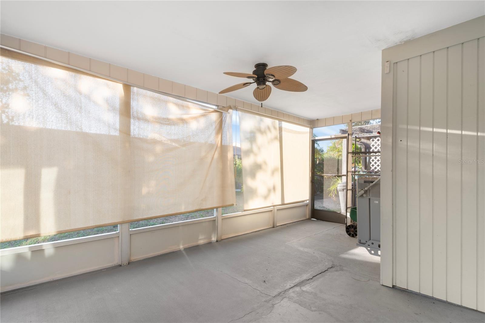 BENT TREE - Residential