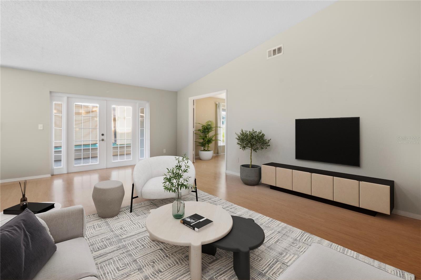 BENT TREE - Residential